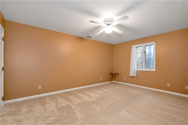 4570 Deep Creek Drive, Sugar Hill, GA 30518