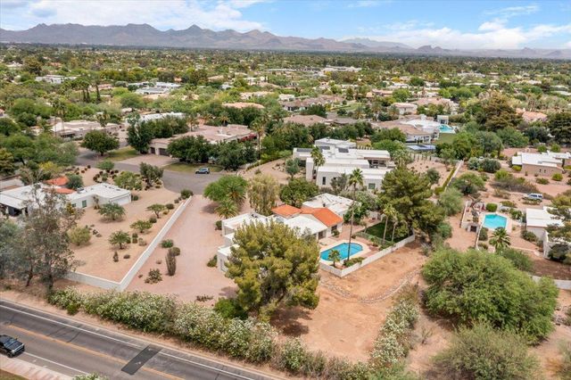 5209 E Via Buena Vista, Paradise Valley, AZ 85253