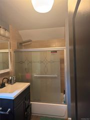127 Amherst Road, Valley Stream, NY 11581