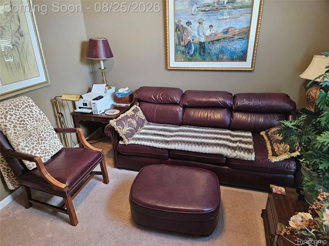 20578 Hillsboro Drive, Macomb Township, MI 48044