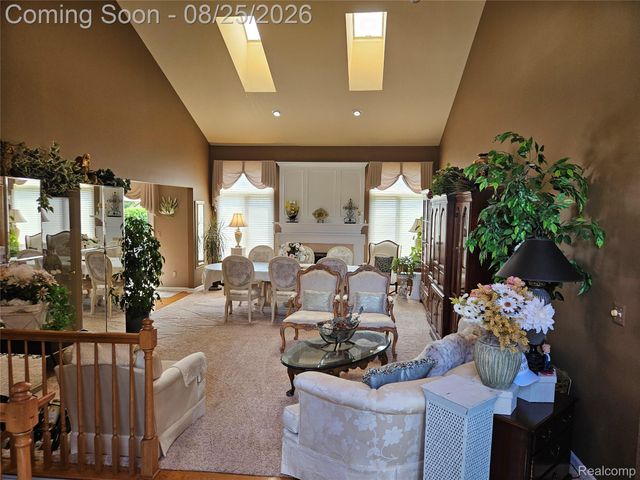 20578 Hillsboro Drive, Macomb Township, MI 48044