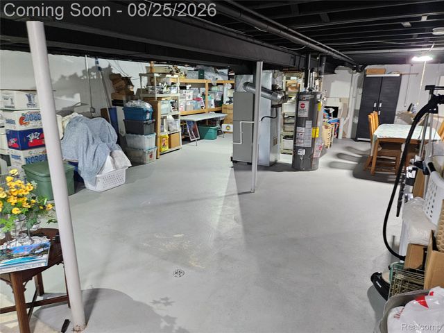 20578 Hillsboro Drive, Macomb Township, MI 48044