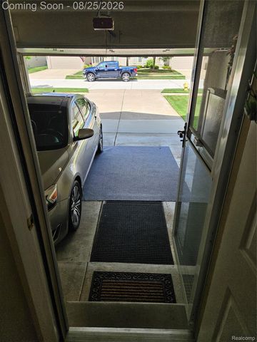 20578 Hillsboro Drive, Macomb Township, MI 48044