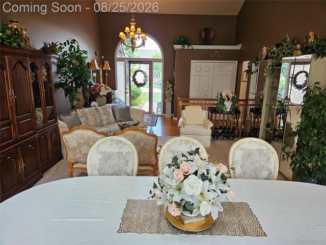 20578 Hillsboro Drive, Macomb Township, MI 48044