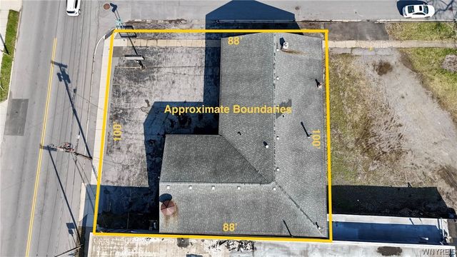 2085 Clinton Street, West Seneca, NY 14206