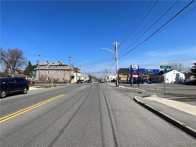 2085 Clinton Street, West Seneca, NY 14206