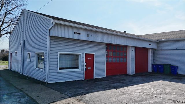 2085 Clinton Street, West Seneca, NY 14206