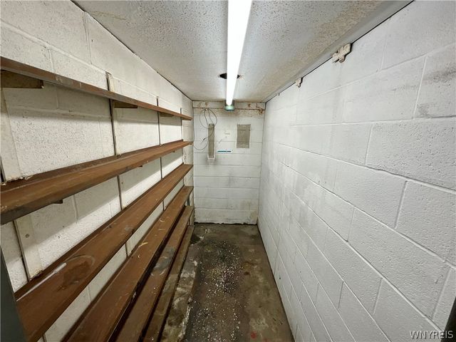 2085 Clinton Street, West Seneca, NY 14206