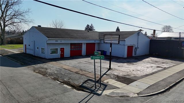 2085 Clinton Street, West Seneca, NY 14206