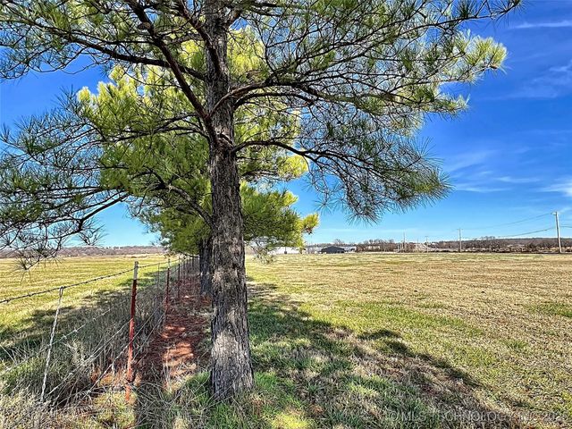 1998 W Allen Road, Tahlequah, OK 74464