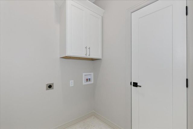 2610 N Wilderness Circle, Wichita, KS 67226