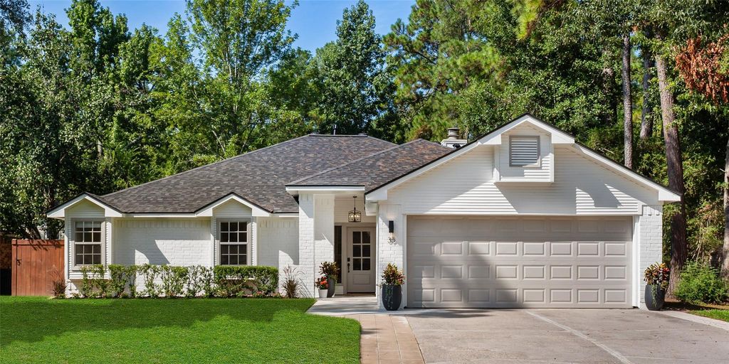 35 Woodelves Place, The Woodlands, TX 77381