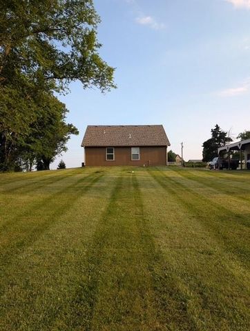 36202 E Truman Road, Oak Grove, MO 64075