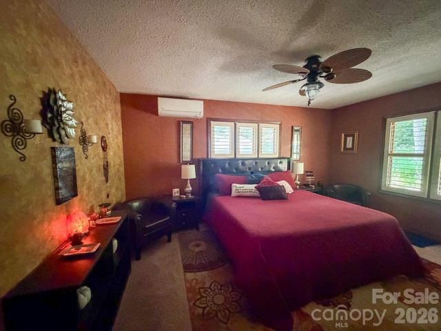 232 Island Creek Road, Lake Lure, NC 28746