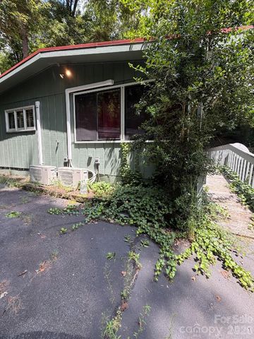 232 Island Creek Road, Lake Lure, NC 28746