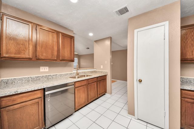 16423 Monte Carlo Lane, Houston, TX 77053