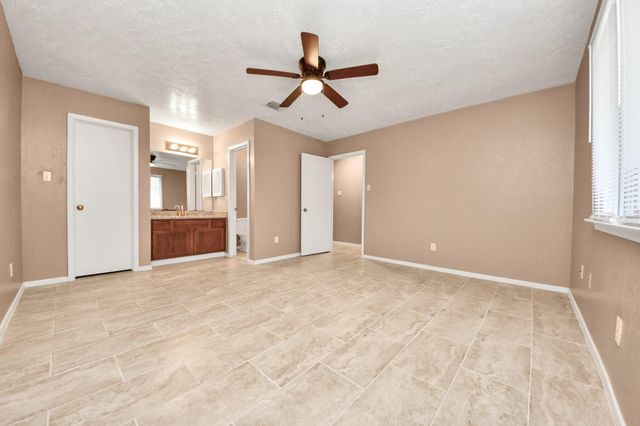 16423 Monte Carlo Lane, Houston, TX 77053