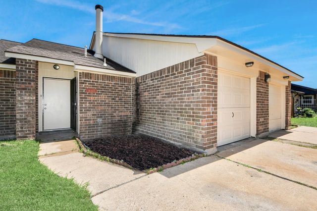 16423 Monte Carlo Lane, Houston, TX 77053