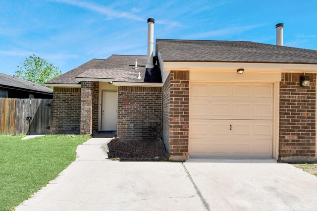 16423 Monte Carlo Lane, Houston, TX 77053