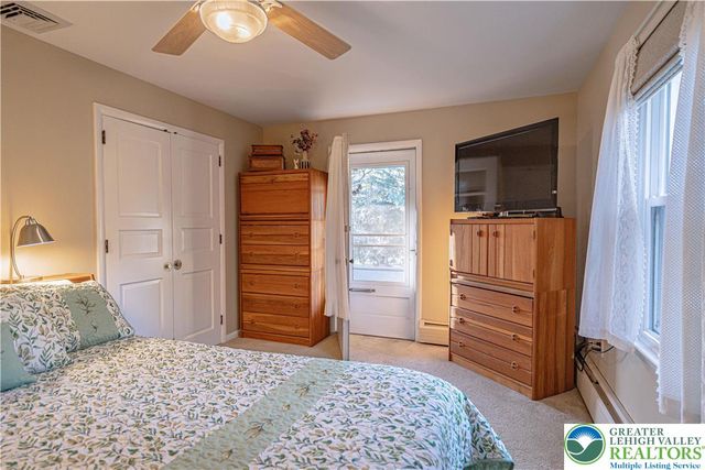 684 Pine Top Trail, Bethlehem City, PA 18017