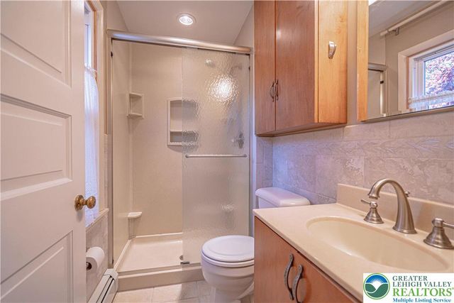 684 Pine Top Trail, Bethlehem City, PA 18017