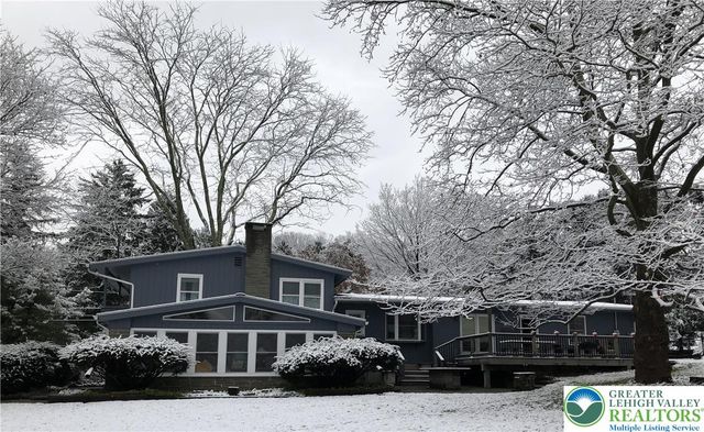 684 Pine Top Trail, Bethlehem City, PA 18017