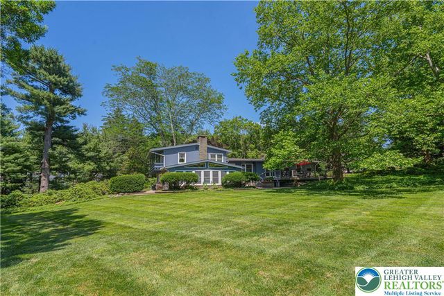 684 Pine Top Trail, Bethlehem City, PA 18017