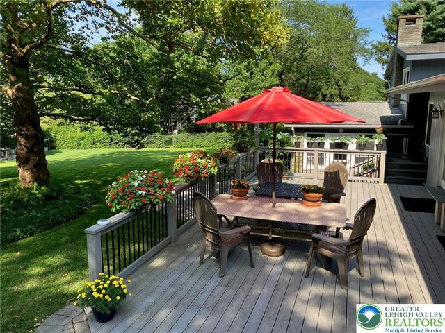 684 Pine Top Trail, Bethlehem City, PA 18017