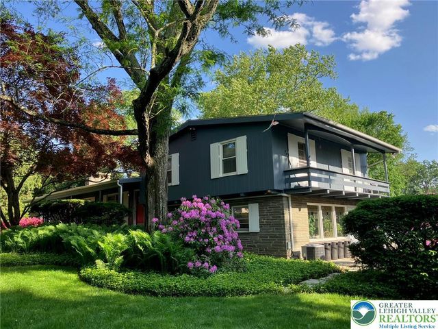 684 Pine Top Trail, Bethlehem City, PA 18017