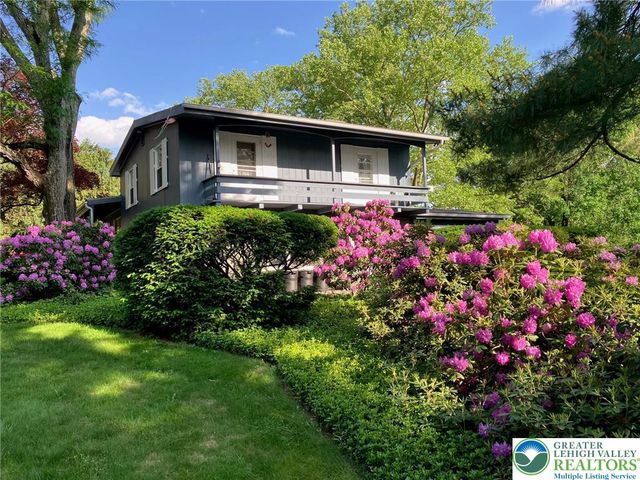 684 Pine Top Trail, Bethlehem City, PA 18017