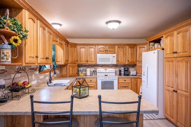 E6649 Fawn Valley Drive, Reedsburg, WI 53959