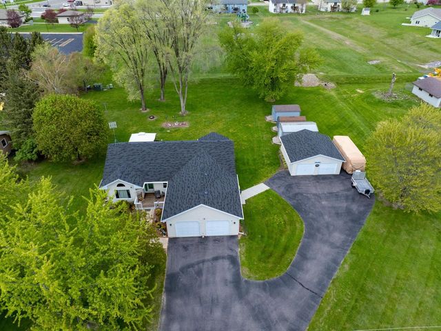 E6649 Fawn Valley Drive, Reedsburg, WI 53959
