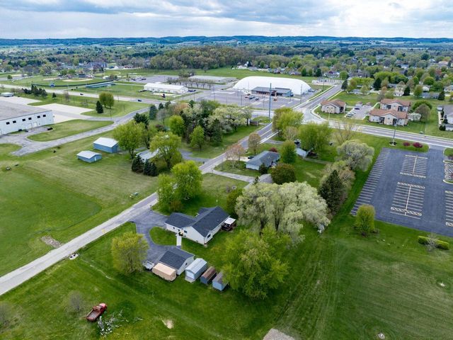 E6649 Fawn Valley Drive, Reedsburg, WI 53959