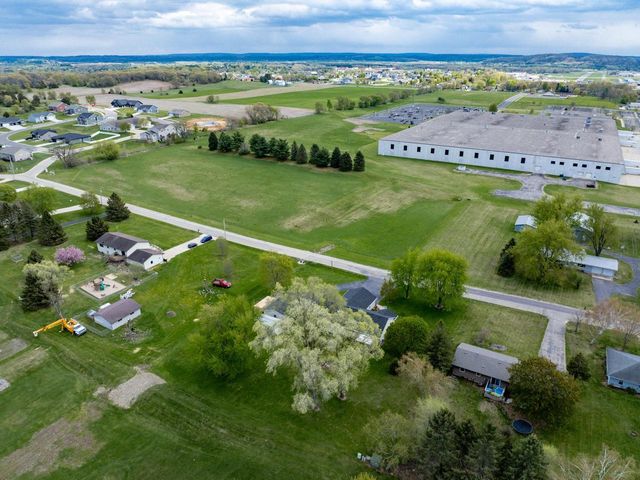 E6649 Fawn Valley Drive, Reedsburg, WI 53959