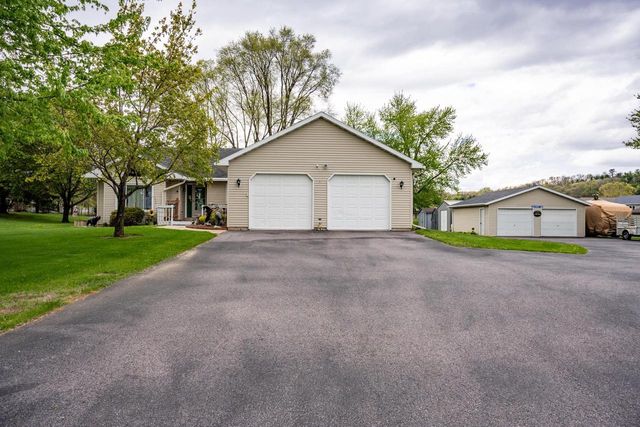 E6649 Fawn Valley Drive, Reedsburg, WI 53959