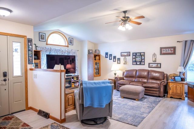E6649 Fawn Valley Drive, Reedsburg, WI 53959