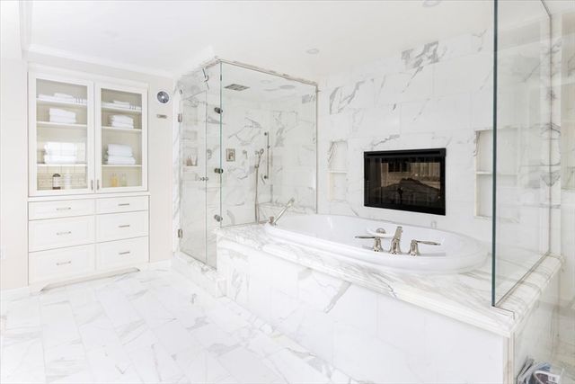 142 Chestnut St 8-9, Boston, MA 02108