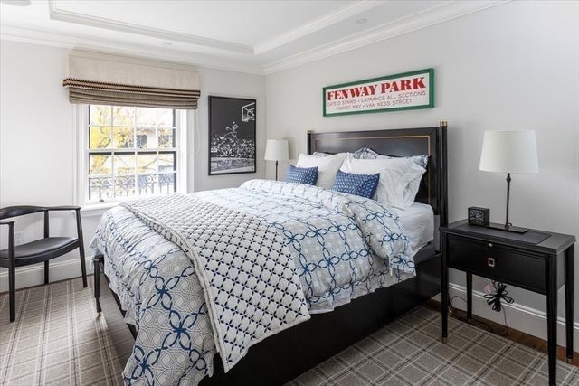 142 Chestnut St 8-9, Boston, MA 02108