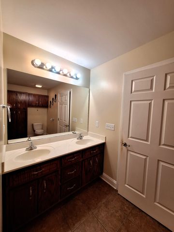 38 Murray Lake Dr, Winchester, TN 37398