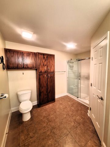 38 Murray Lake Dr, Winchester, TN 37398