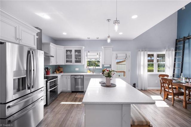 106 Grants Home Trail, Ararat, NC 27007