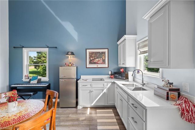 106 Grants Home Trail, Ararat, NC 27007