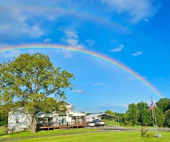 106 Grants Home Trail, Ararat, NC 27007