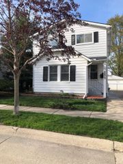 22017 Rosedale Street, Saint Clair Shores, MI 48080