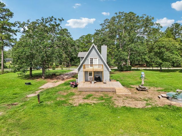 16999 Dobbins Lane, Waller, TX 77484