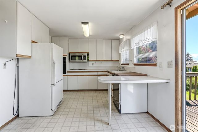 1625 2nd Street, Kirkland, WA 98033