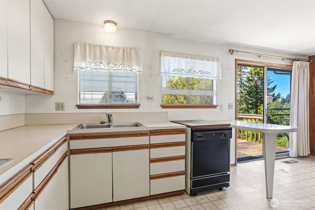 1625 2nd Street, Kirkland, WA 98033