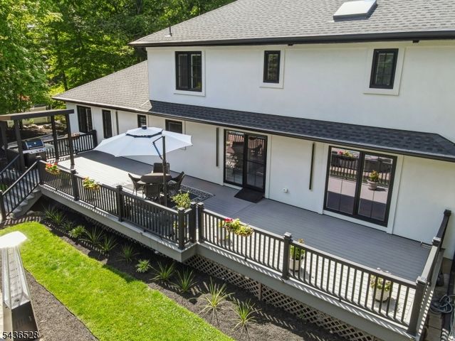 36 Ivy Pl, Wayne Twp., NJ 07470