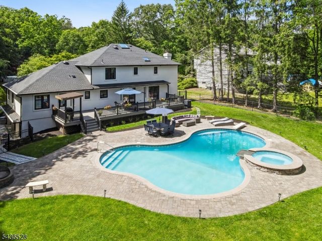 36 Ivy Pl, Wayne Twp., NJ 07470