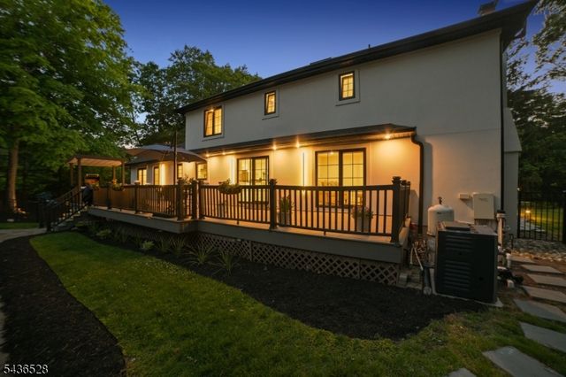 36 Ivy Pl, Wayne Twp., NJ 07470